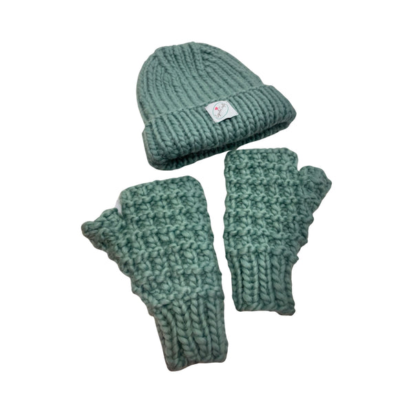 Handmade mitens by SzubiCrafts