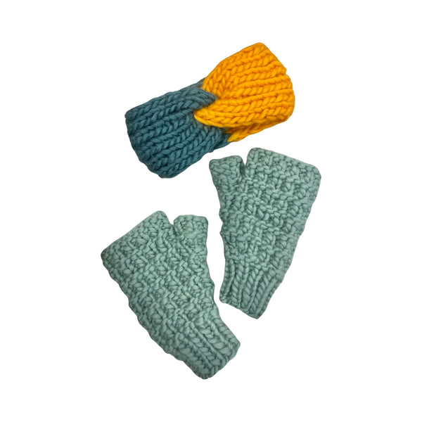 Handmade mitens by SzubiCrafts