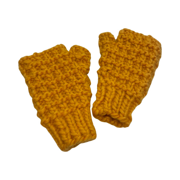 Handmade mitens by SzubiCrafts