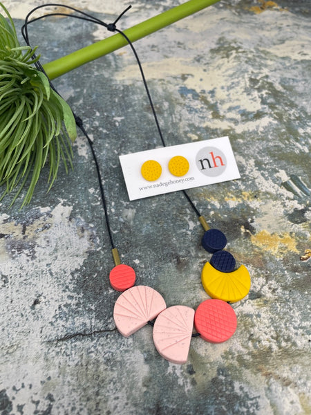 Stud earrings by Nadege Honey