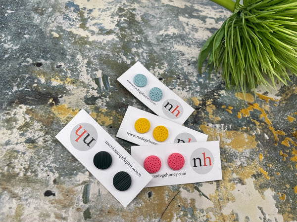 Stud earrings by Nadege Honey