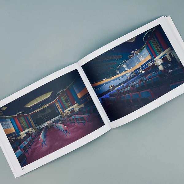 The Final Curtain - Darren Holden