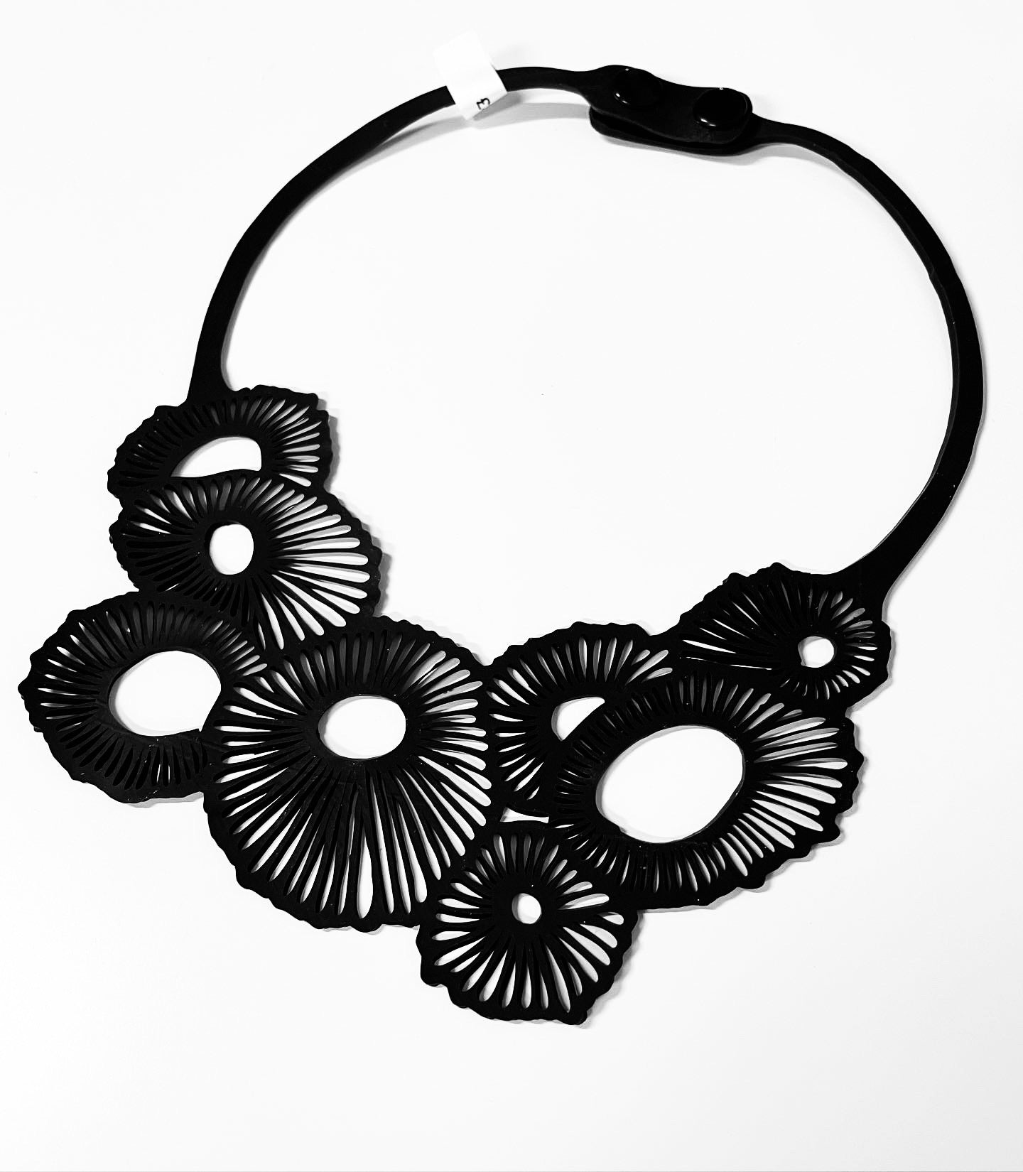 Coral (inner tube necklace) by Paguro
